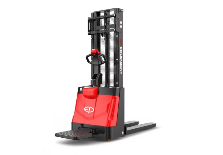 Фото 1 - Штабелер электрический самоходный EP Equipment ESR151 (LI-ION, 2W300, с платформой без поручней).