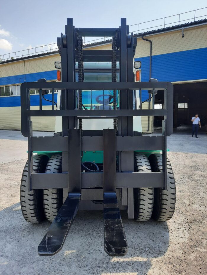 Фото 2 - Вилочный погрузчик Dalian CPCD60FD.